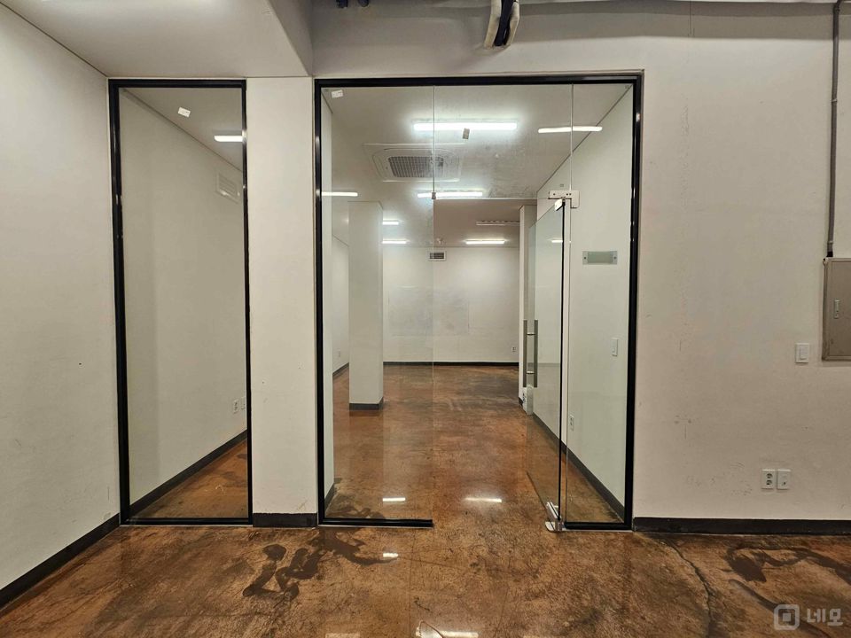 I세븐I 합정역 층고높은 지층사무실 예쁜건물외관 매물의 5번째 사진