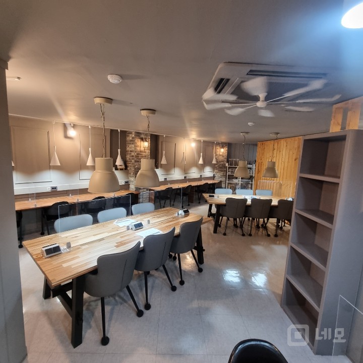 스터디카페 신구대학교 정문앞 70평 매물의 2번째 사진