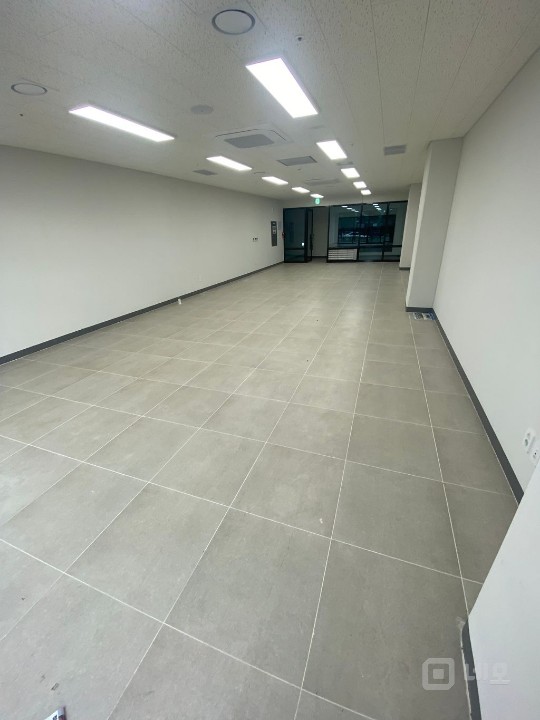 다이소입점된 초역세권 스트리트형 상가 매물의 4번째 사진