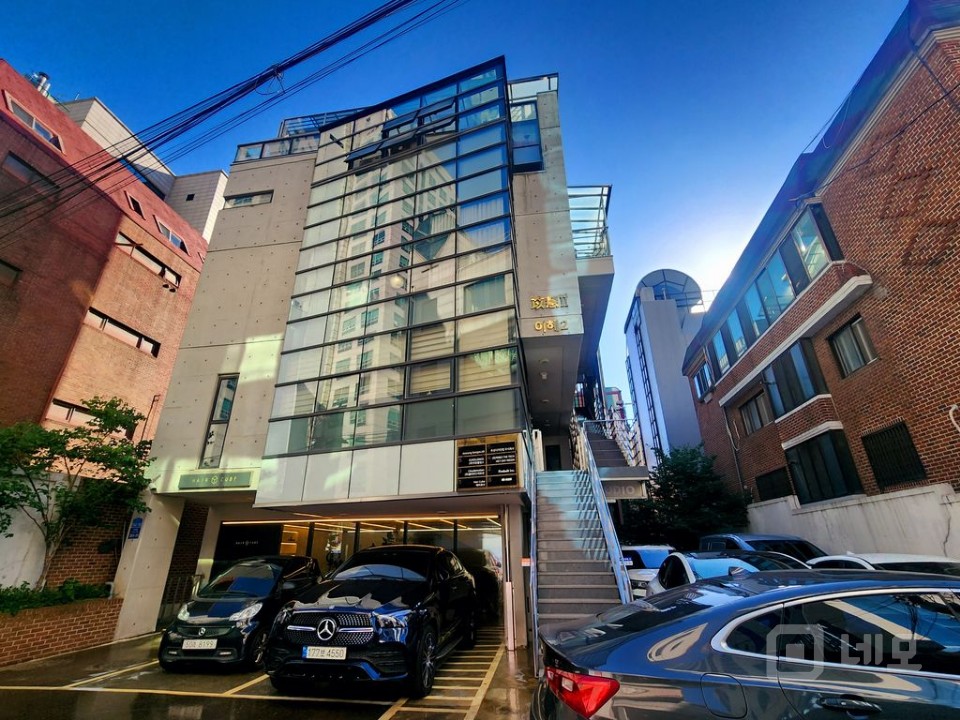 부드러운 빛과 차분한 공간, 집중도 높은 업무환경 매물의 14번째 사진
