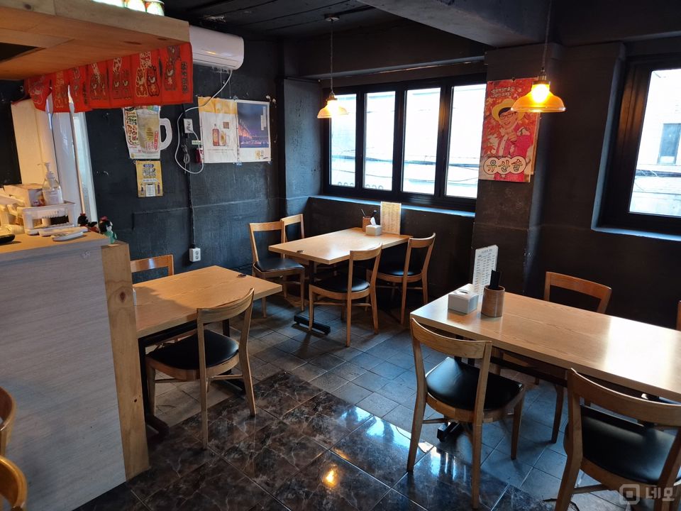 상봉동 복합상권에 위치한 이자카야 매물의 3번째 사진