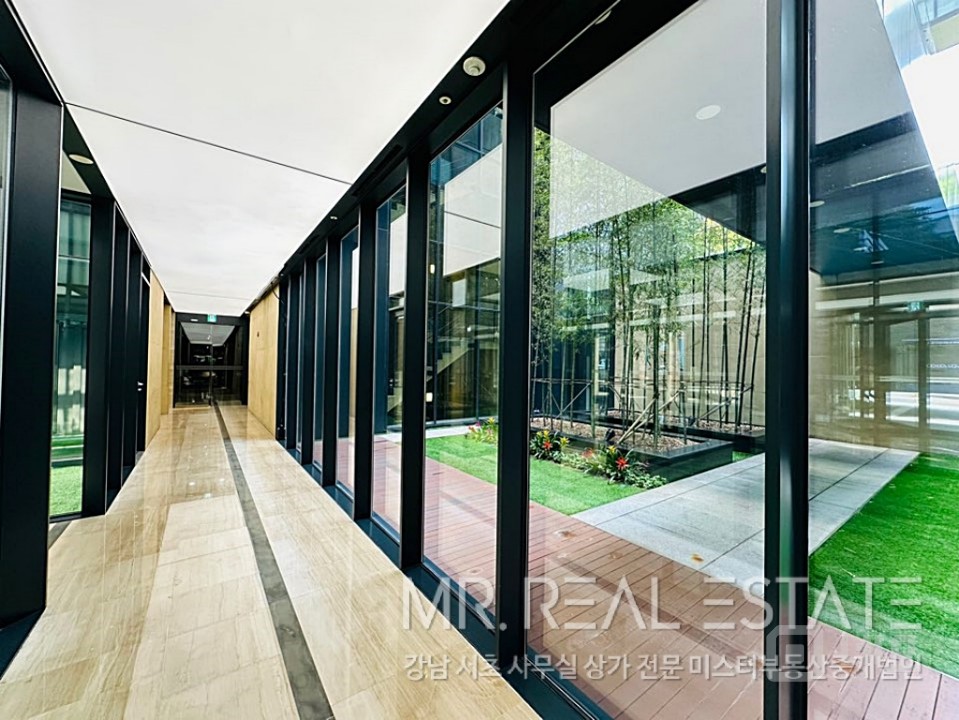 초역세권, S급건물외관, 인근공원, 넓은평수, 무료주차12대 매물의 5번째 사진
