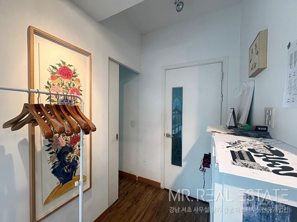 도산공원 대로면 코너 가성비甲 뷰맛집 매물의 9번째 사진