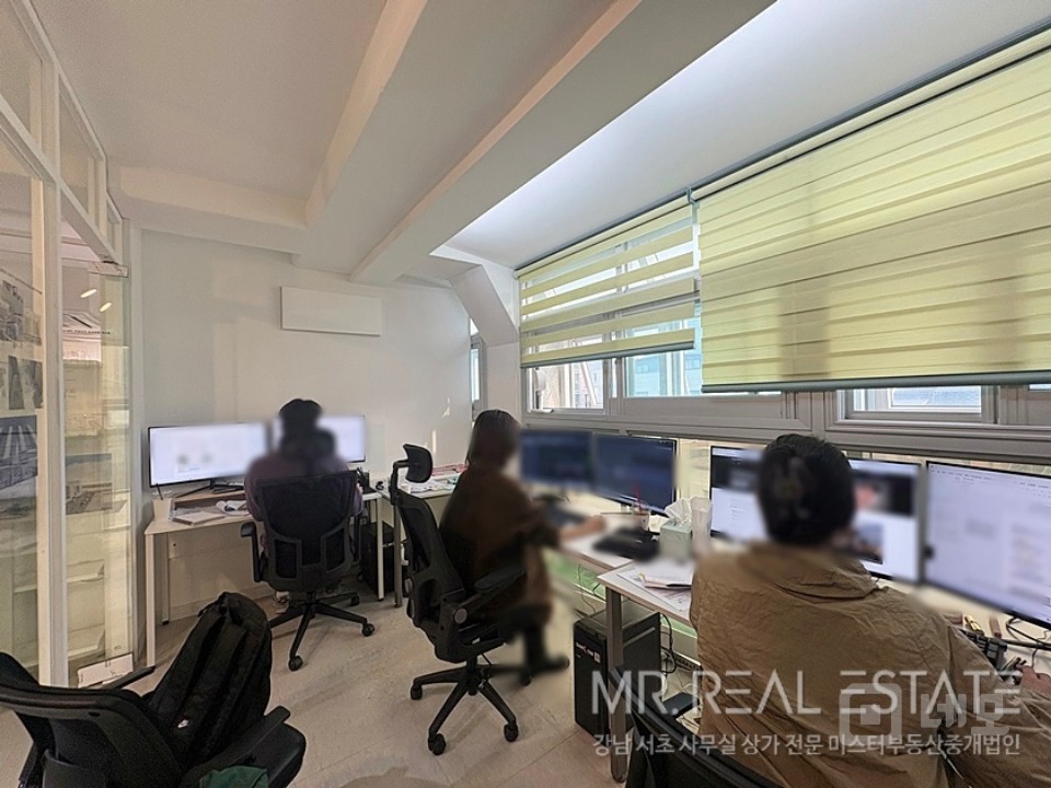 인테리어S급 언주2분 엘베有 빠른계약예상 매물의 3번째 사진