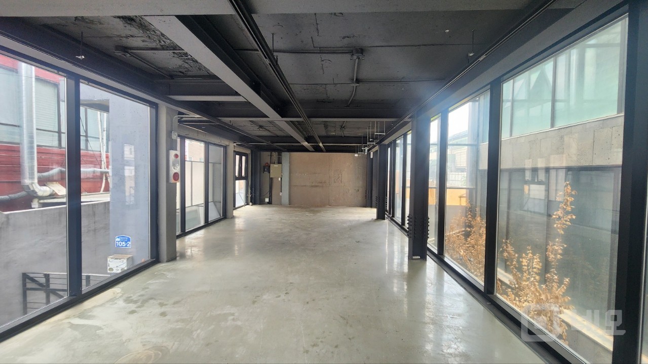 무권리💗건대초역세권💗320평💗대로변💗통임대 매물의 9번째 사진