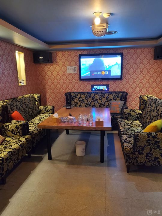 봉천동 번화가 위치, 시설, 인테리어 완비, 단골 많은 노래 주점 매물의 9번째 사진