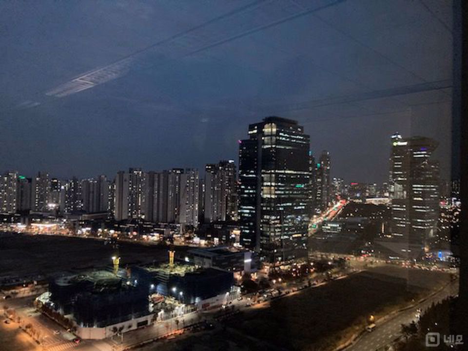 역세권 상권, 주목도 높은 송도동 사무실 매물의 7번째 사진