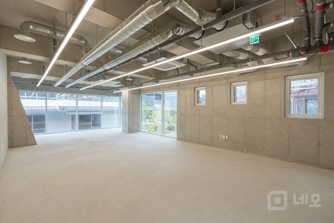 신축, 빠른입주, 유니크한 건물외관 매물의 1번째 사진