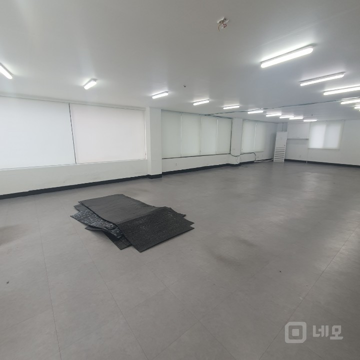 방학역세권 이면도로 다용도사무실 엘리베이터있음 주차가능 상태깔끔 공실 매물의 4번째 사진
