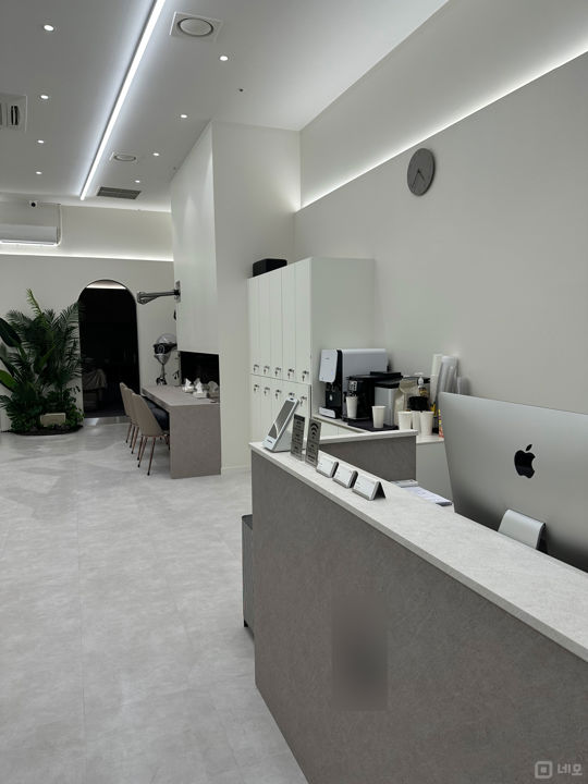 광교 월드마크 메인상권 위치, 입지 좋은 이의동 미용실 매물의 4번째 사진