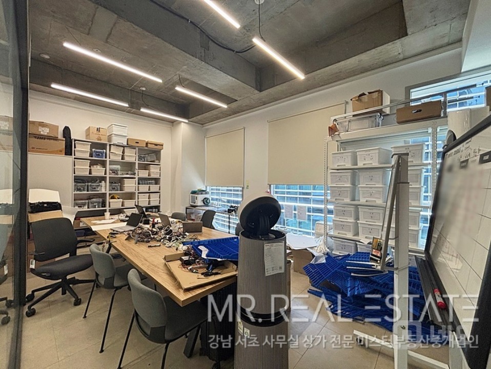 역삼역1분초역세권.인테리어무상인수.주차무료.내외관컨디션ACE 매물의 6번째 사진