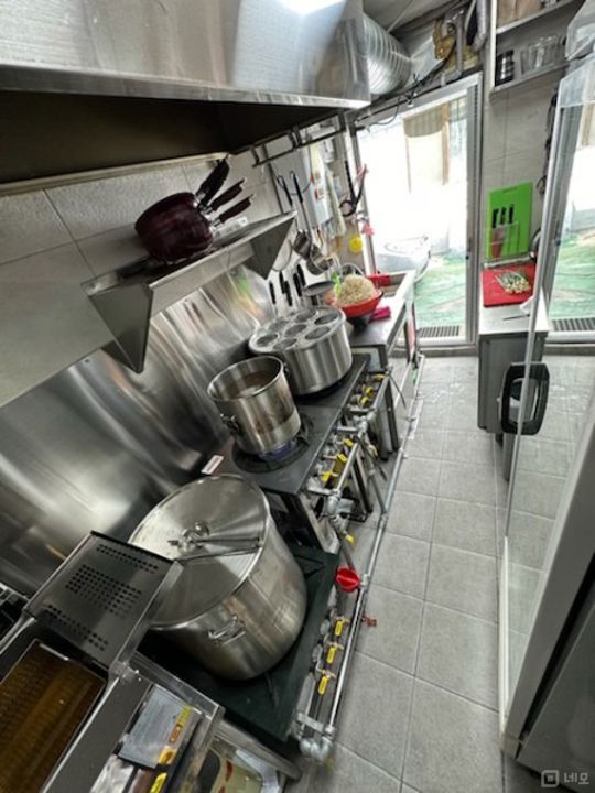 * 고덕자이아파트 인근 * 소액 권리금 * 깔끔한 인테리어 * 추천!!! 매물의 4번째 사진