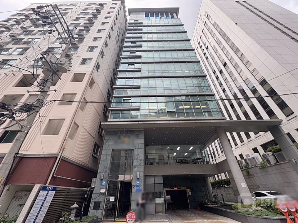강남역3분 41P가성비 ACE인테리어 글래스외관 매물의 14번째 사진