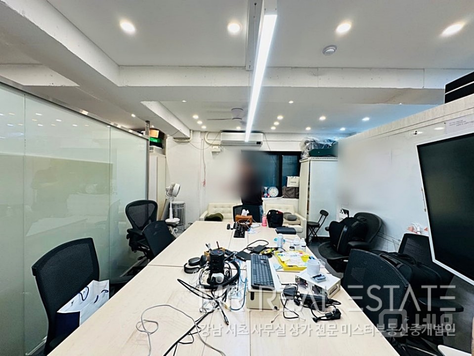 강남구청역 엘베有 무권리 싱크O 분리룸2 매물의 5번째 사진