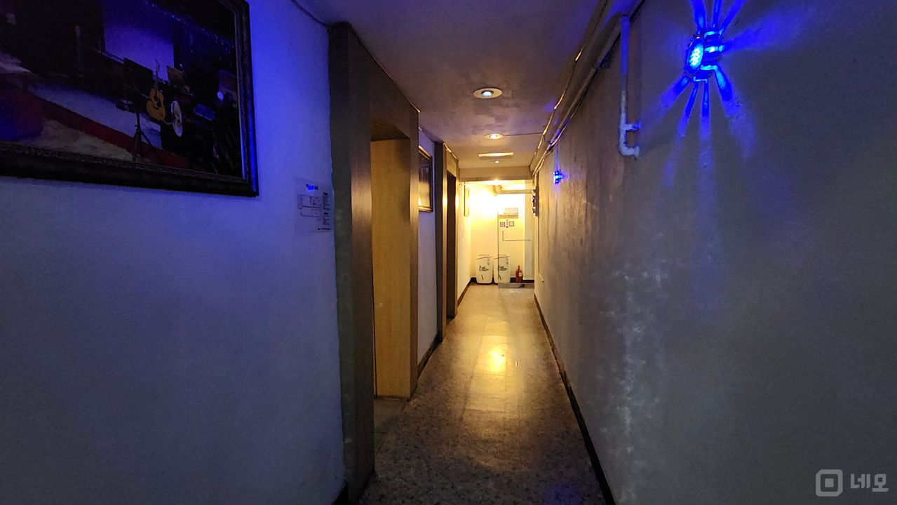 봉천동 번화가 위치, 시설, 인테리어 완비, 단골 많은 노래 주점 매물의 7번째 사진