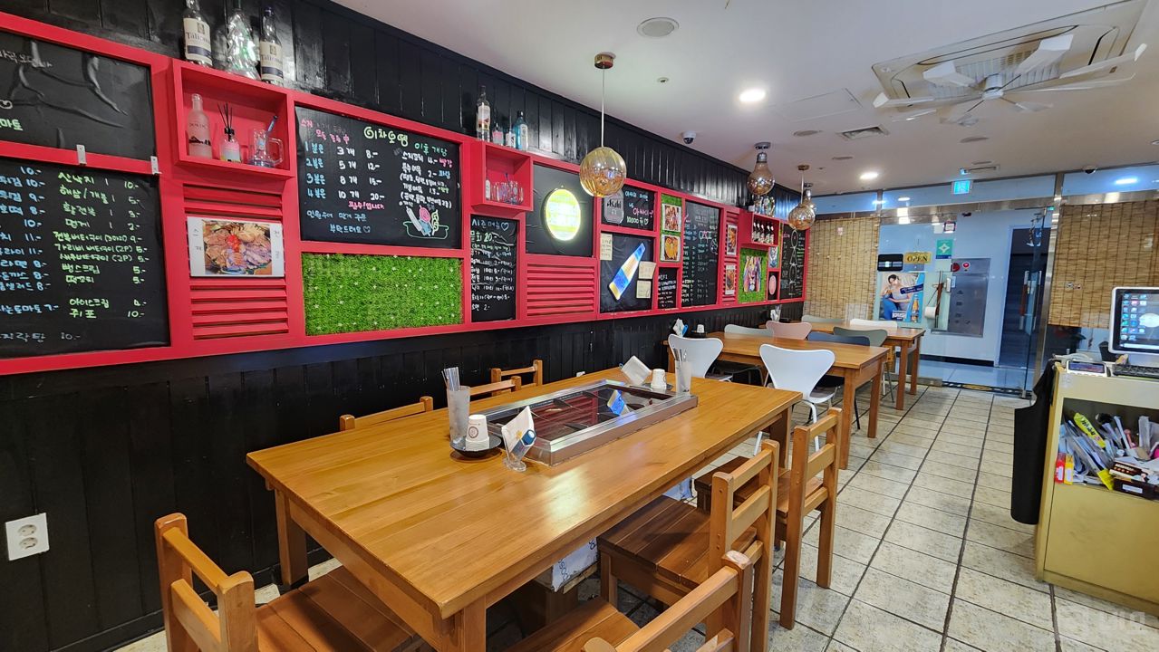 마곡동 발산역 역세권, 중심상권 위치해 고객 유입 많은 요리주점 매물의 1번째 사진