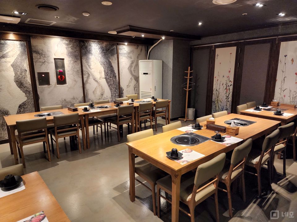 고급스러운 인테리어 완비된 여의도 음식점 매물의 3번째 사진