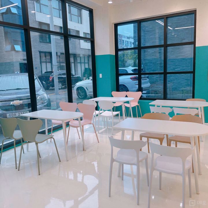 시설 집기 포함, 부산 전포사잇길 1층 복층 요거트카페 매물의 2번째 사진