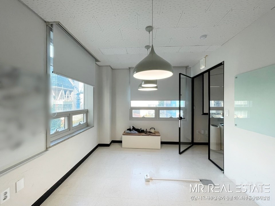 양재역5분.더블역세권.대로변.내외관ACE. 매물의 13번째 사진