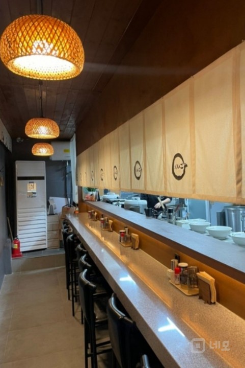 500만원으로 신촌점(라멘집) 인수 하실분 찾습니다. 매물의 3번째 사진