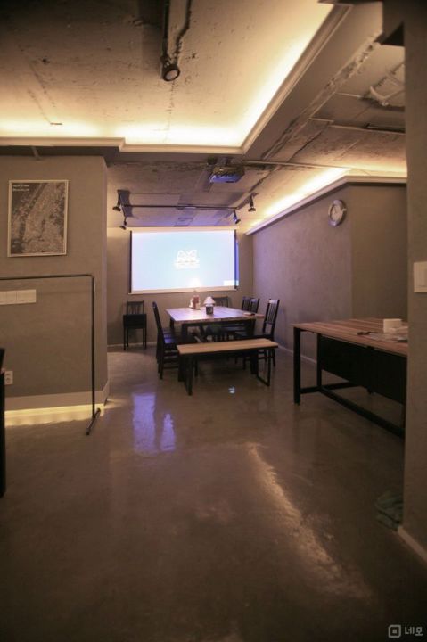 대로변 위치, 깔끔한 인테리어 완비된 망원동 상가 매물의 10번째 사진