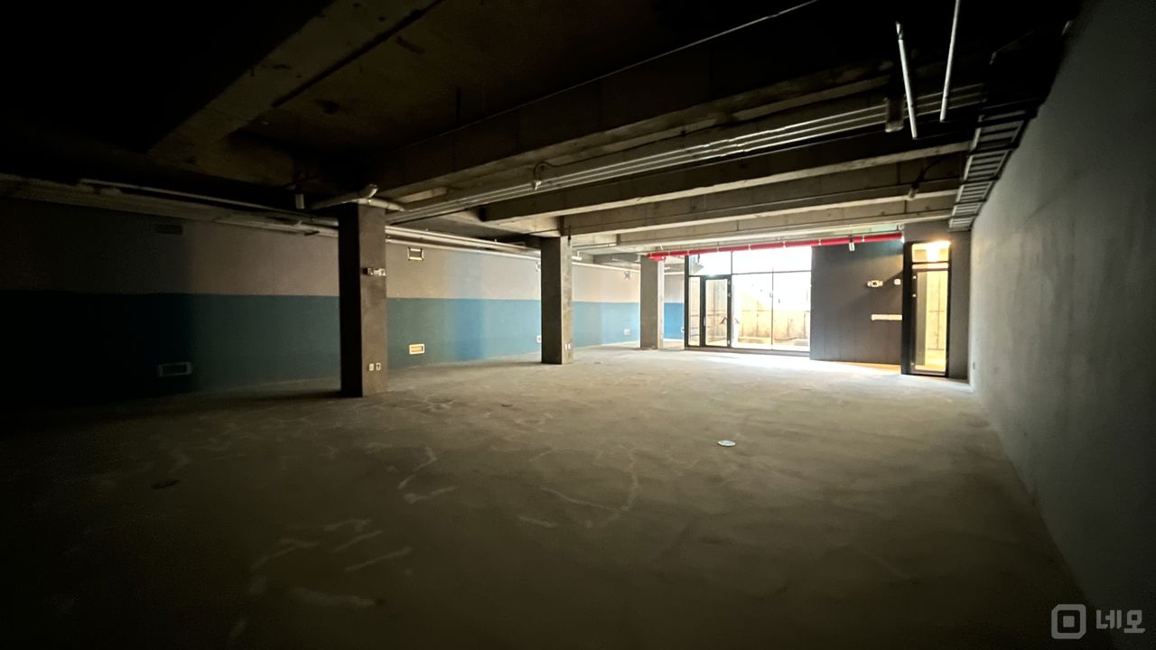 송파나루역 역세권, 방이동 대로변에 위치한 건물 통임대 매물의 11번째 사진