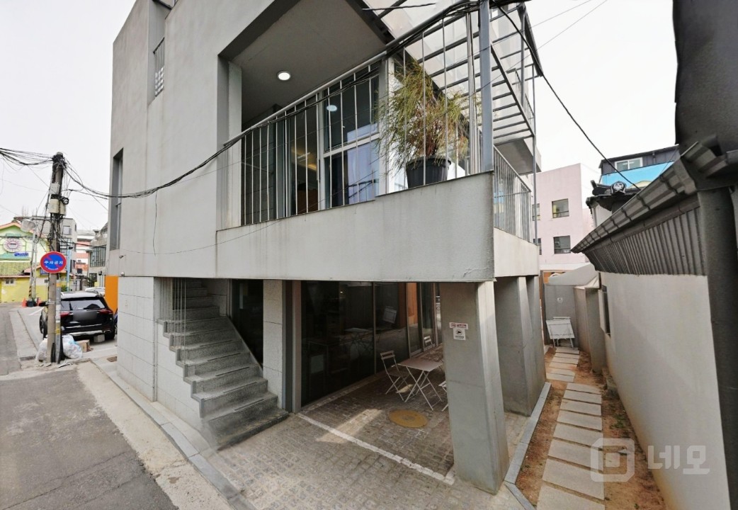사진有 서촌 자하문로 사거리 이면 통창 테라스 카페 매물의 1번째 사진