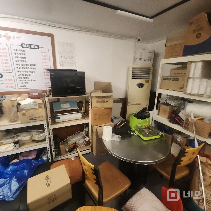 단독주택을 2,3층으로 개량한 고기및 일반식당 매물의 7번째 사진