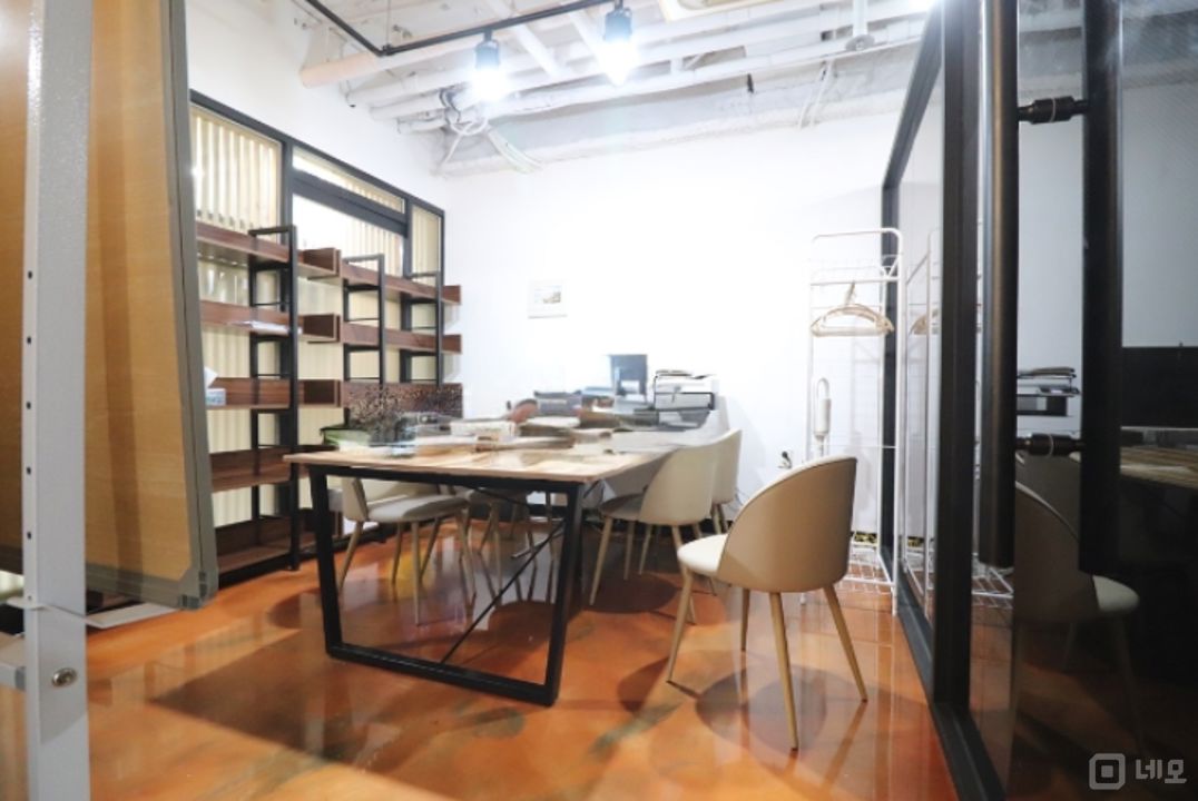 발산역 풀인테리어 사무실 입주협의 가능합니다 매물의 2번째 사진