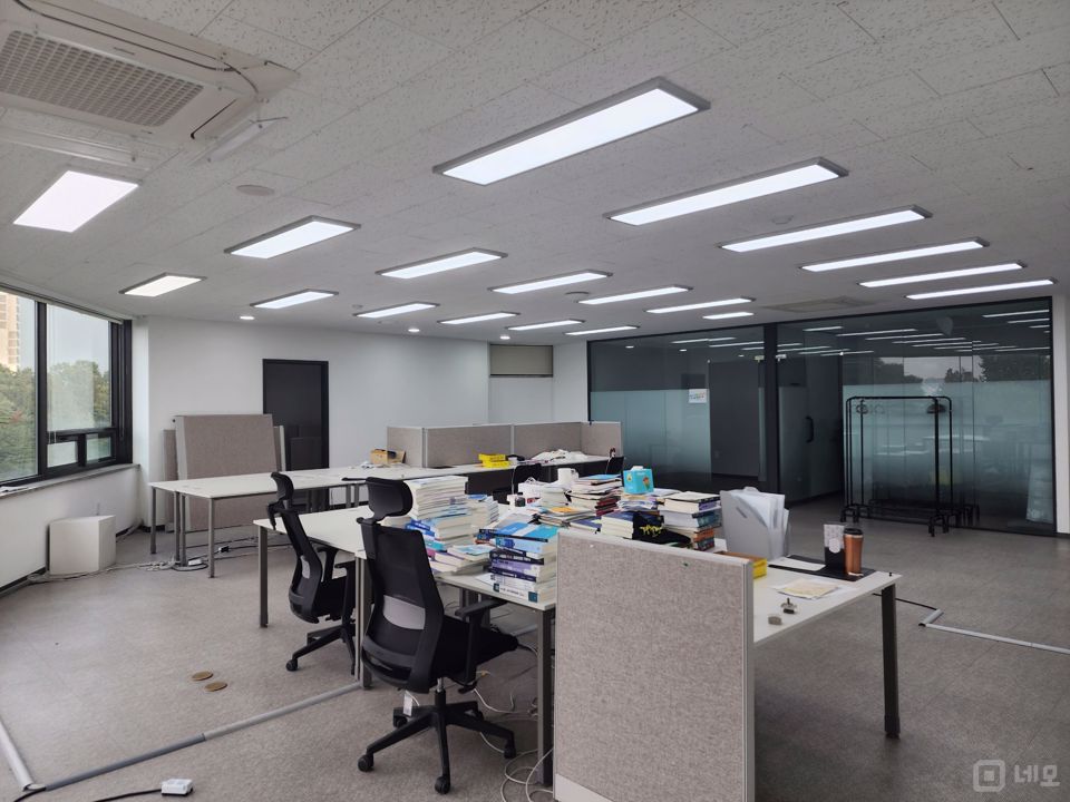 노량진동 복합상권에 위치한 학원 매물의 18번째 사진