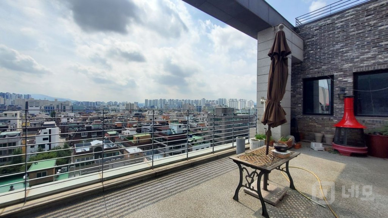 석촌호수길 롯데타워 뷰 8층+루프탑 상가사무실 매물의 11번째 사진