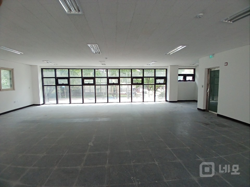 무권리, 경수대로(1번국도)변 건널목 바로 앞 상가로 접근성 가시성 최상 매물의 1번째 사진