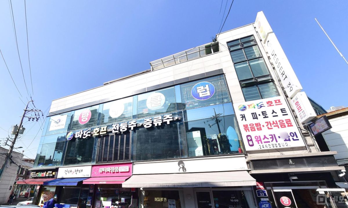 경안동 광주 로데오거리 상권, 깔끔한 인테리어의 카페 매물의 6번째 사진