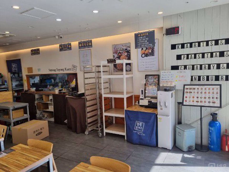 서구 동대신동 접근성 좋은 1층 상가 매물의 1번째 사진