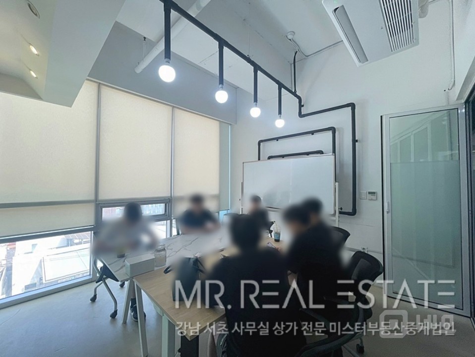 역삼역 2분.주차2대무료.채광우수.S급내외관컨디션 매물의 11번째 사진