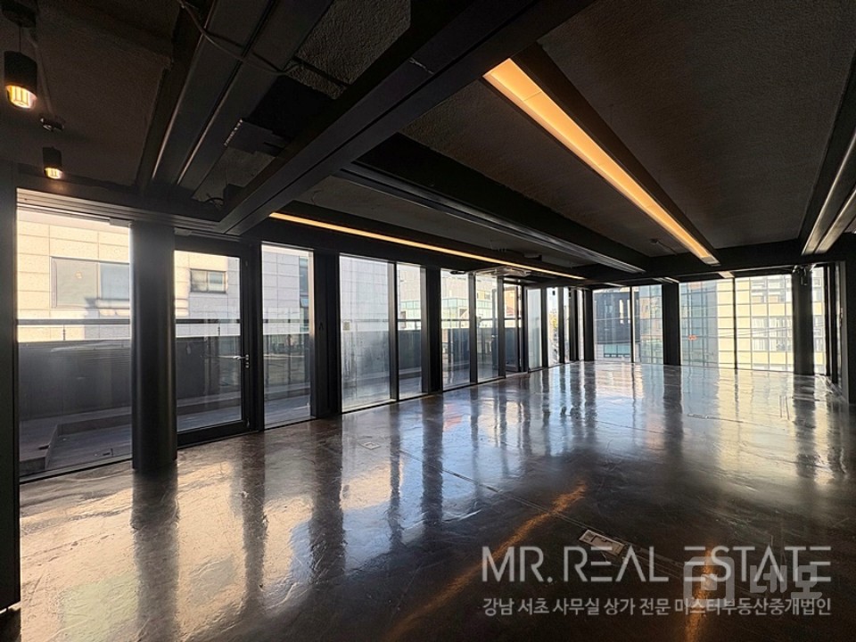 신사동 도산대로이면 무료2대 내외관세련된 건물 매물의 5번째 사진