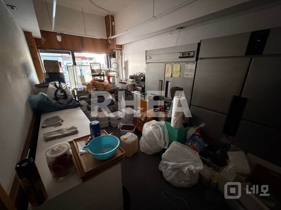 🛑RHEA🛑무권리 양재동 먹자라인에 가시성 끝내주는 1층 상가 매물의 2번째 사진