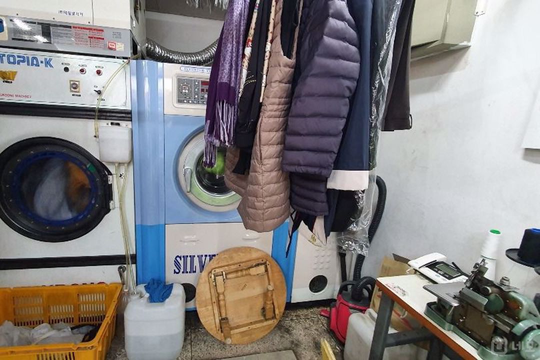 아파트단지내 상가 위치&단골손님 많은 세탁소 매물의 3번째 사진
