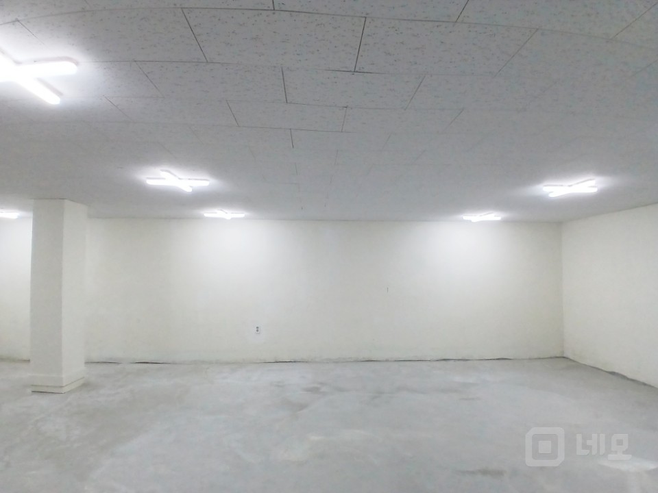GATE 성산동 홍익초중고 인근 깔끔한 무권리 상가 매물의 9번째 사진
