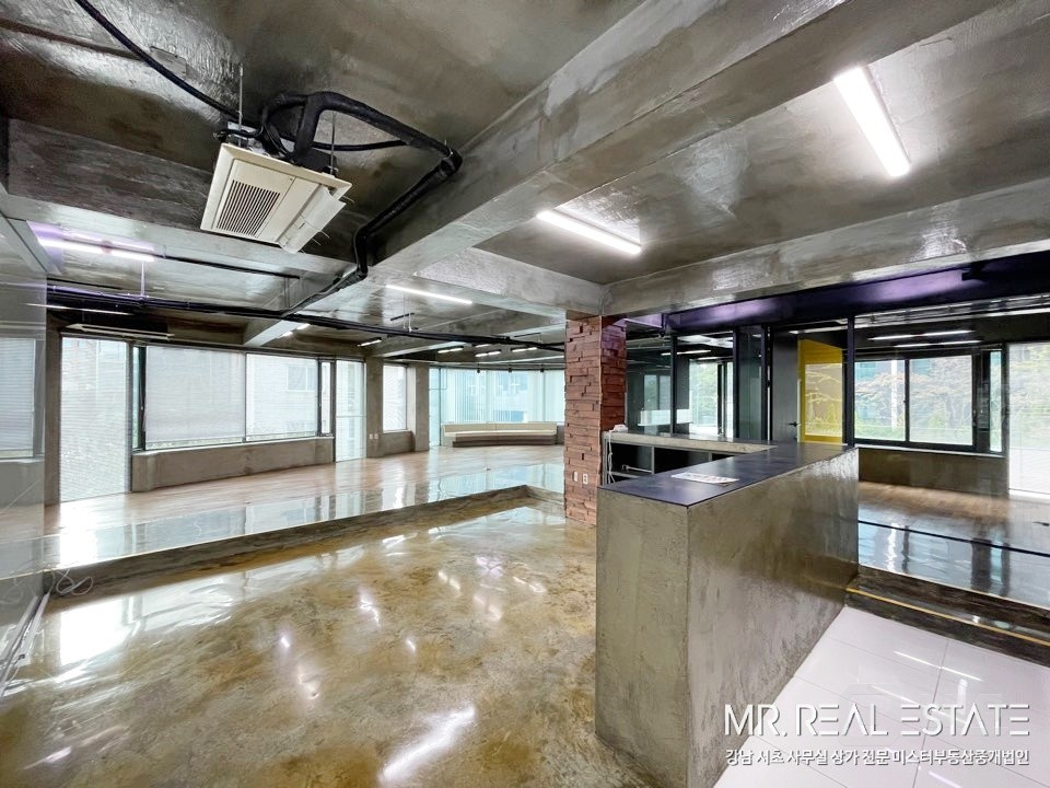 사진有.주차2대.인테리어.냉난방기完.논현역. 매물의 8번째 사진