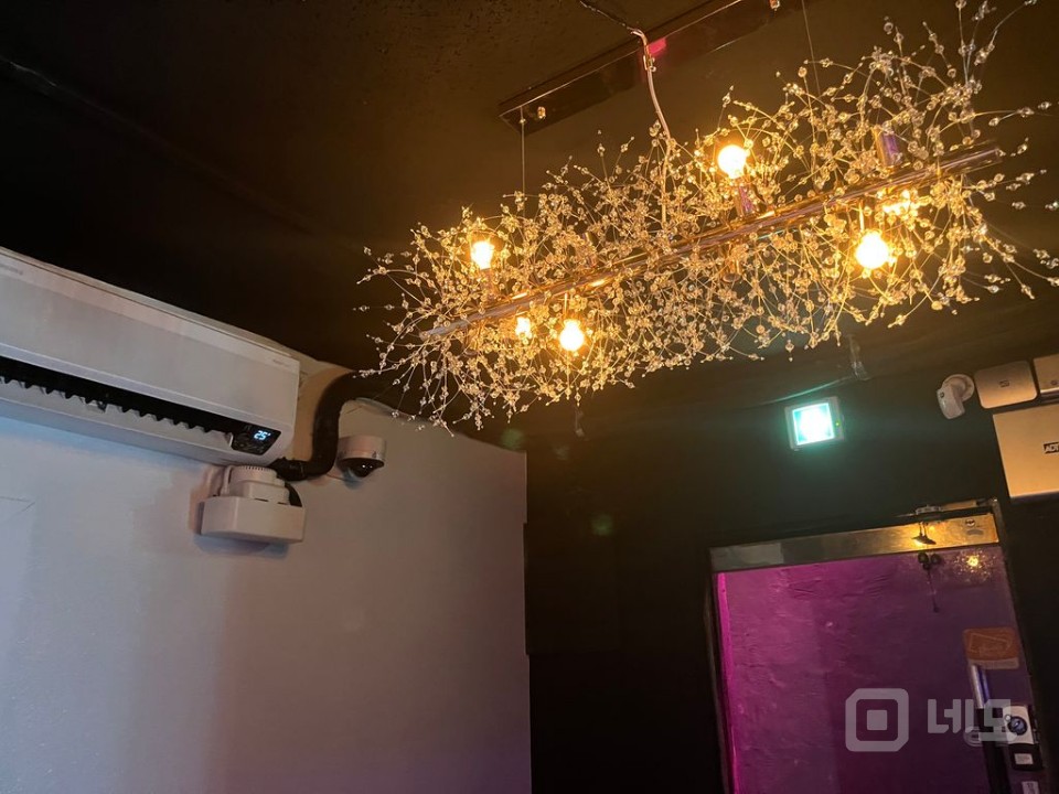 VIP 단골 확보! 삼성동 매출 안정형 Bar 임대 매물의 4번째 사진