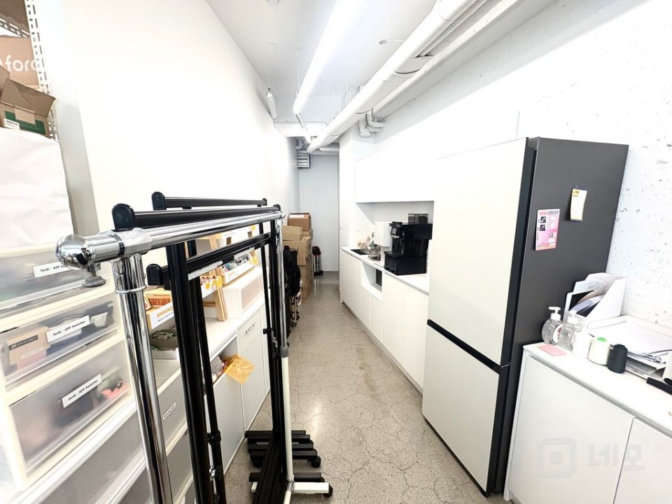 ▶논현역 초역세권 2분거리!!! / 신축급 컨디션 좋아요◀ 매물의 6번째 사진