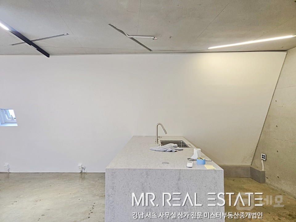 ★실사有 매봉역30초 위치깡패 교습소,필라테스등 추천★ 매물의 1번째 사진