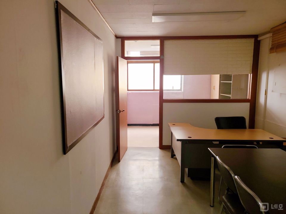 영등포동 대로변에 위치한 공실 매물의 1번째 사진