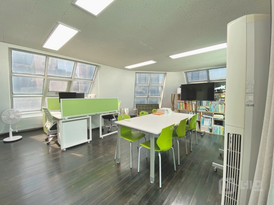 SY 무권리 메세나 폴리스 인근 가성비 좋은 유니크한 사무실 매물의 5번째 사진