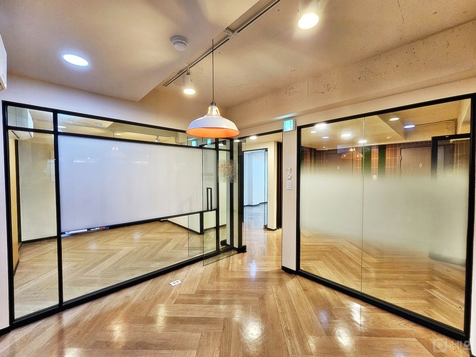 JS 상수역 도보3분!!! 컨디션 깔끔한 통임대 사무실 상가 매물의 39번째 사진