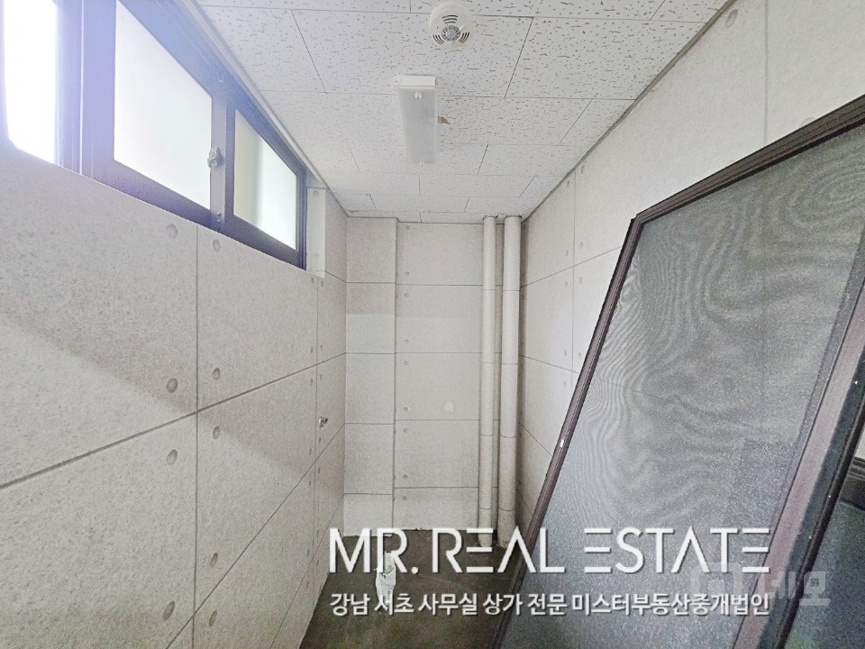 역세권, 가성비갑, 오픈형 천장, 엘리베이터 유, 무료주차1대 매물의 1번째 사진