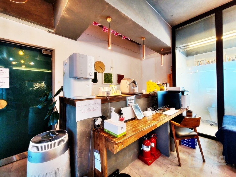 JS 지정 주차 2대 방음시설 완비 녹음실 임대 매물의 18번째 사진