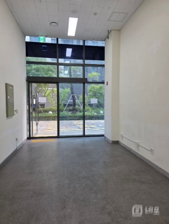 고속터미널역 대단지아파트 대박자리 무권리 상가 사무실 매물의 4번째 사진