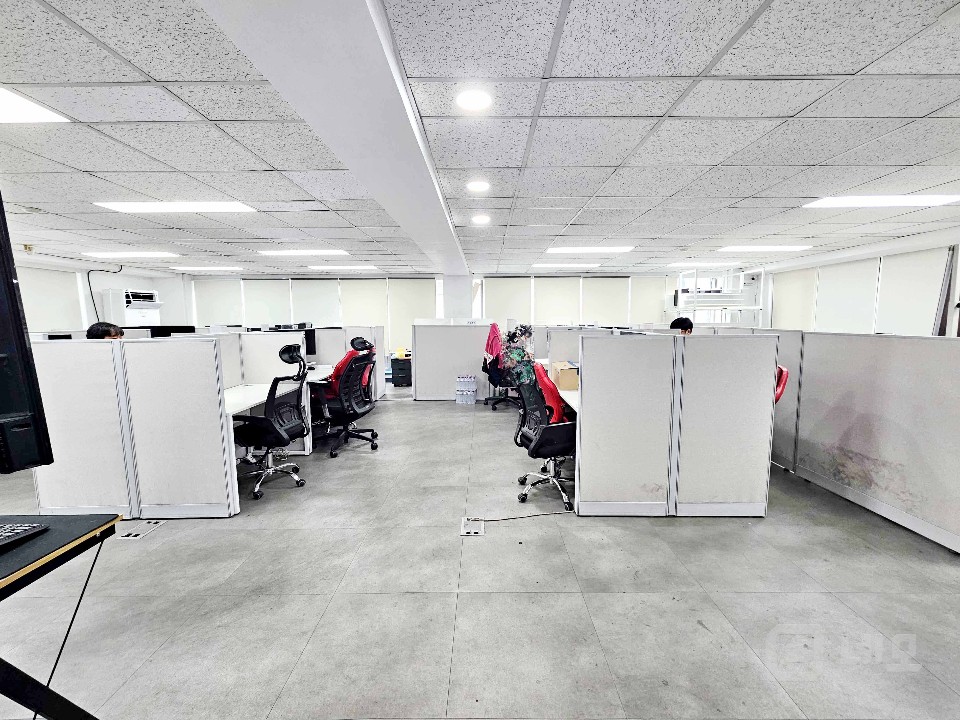 I세븐I 대로변·테라스·설비까지 갖춘 최적의 홍대 오피스 매물의 3번째 사진
